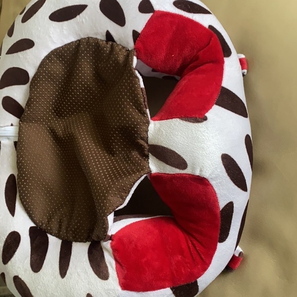 Nine Months Sober Baby Sofa Sitting Support Pillow, Cow Black and White Print - Picture 11 of 15